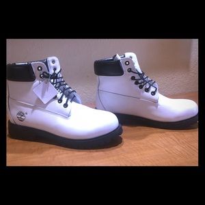 Size 11 White Timberlands